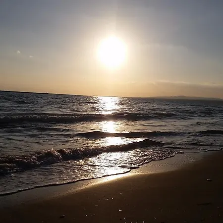 Periyiali Sunset A7 بريفوليا