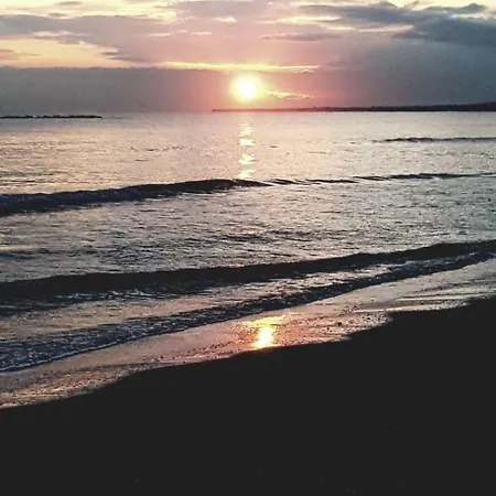 Periyiali Sunset A7 بريفوليا