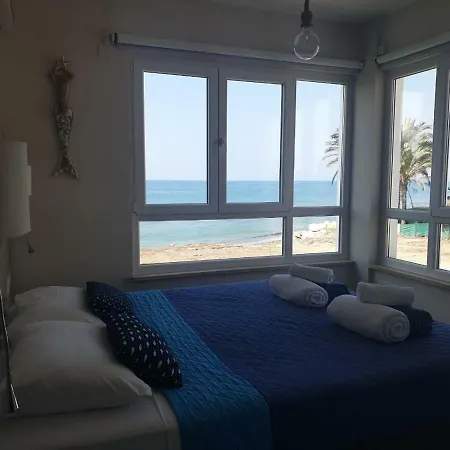 Periyiali Sunset A7 شقة